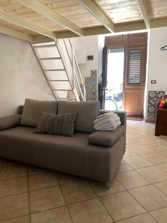Alice'S Apartment Castellammare del Golfo Eksteriør billede